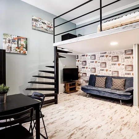 Hungarian Rebelian With Ac Apartment Budapest